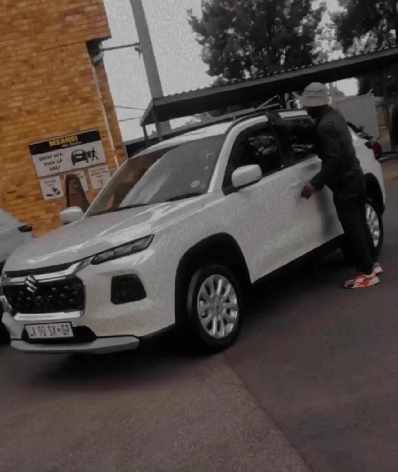 Vehicle for Ormonde to Nova Pioneer Ormonde Primary
